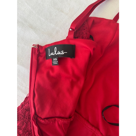 Women's Lulus Red Midi Lace formal Bodycon Dress size EXTRA SMALL - Picture 9 of 9